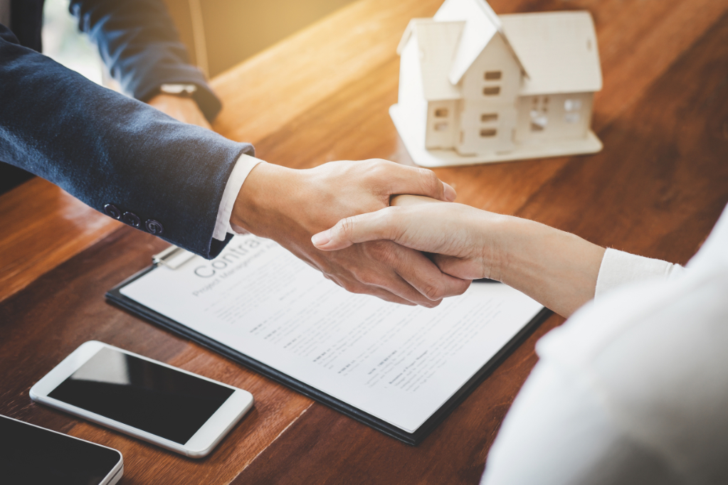 Real Estate Customer Handshake Real Estate Customer Handshake